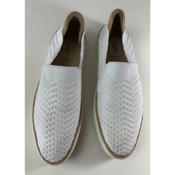UGG Sammy Chevron Sneakers Slip On Walking Shoes White & Tan Women's Size 10 - Picture 4 of 16
